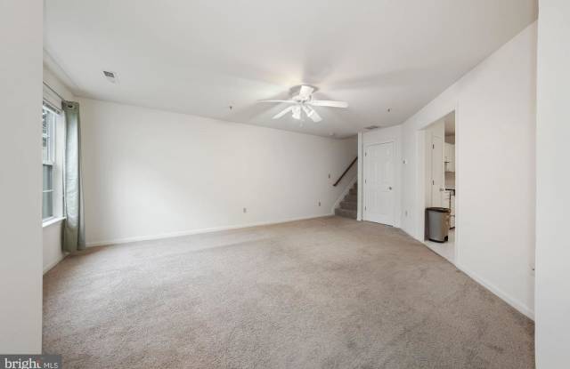 8912 MALLARD CT Gallery 2