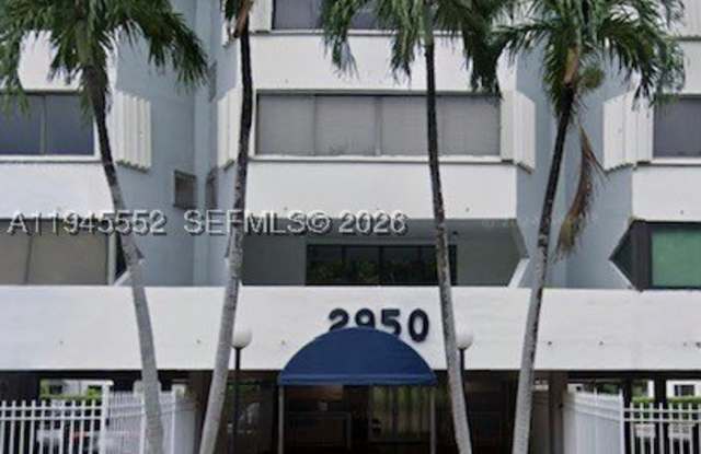 2950 SW 3rd Ave photos photos