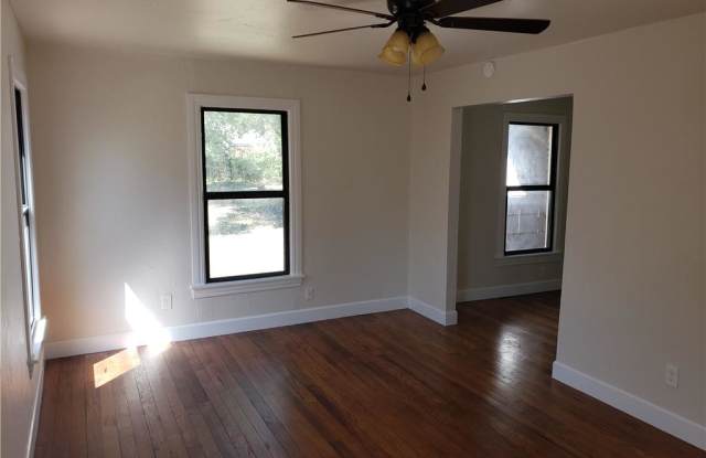 1229 Carverdale Drive Gallery 2