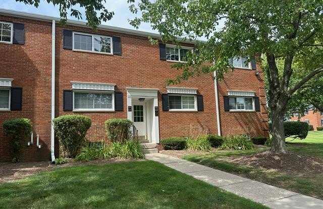 628 E Fox Hills Drive photos photos