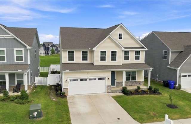 207 Terrywood Drive Gallery 1
