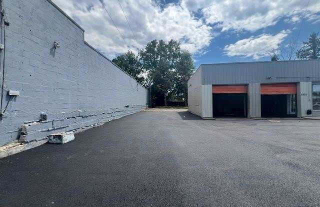 5455 ANNAPOLIS Road Gallery 1