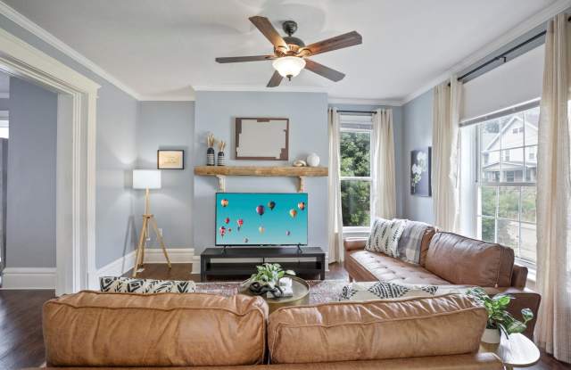 2393 Indiana Avenue photos photos