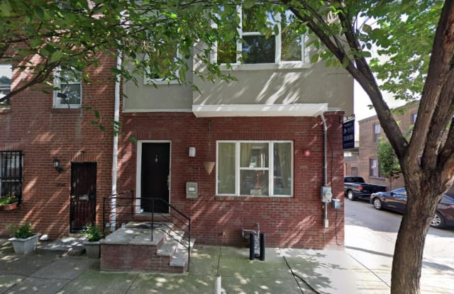 2543 SALMON STREET - 2543 Salmon Street, Philadelphia, PA 19125