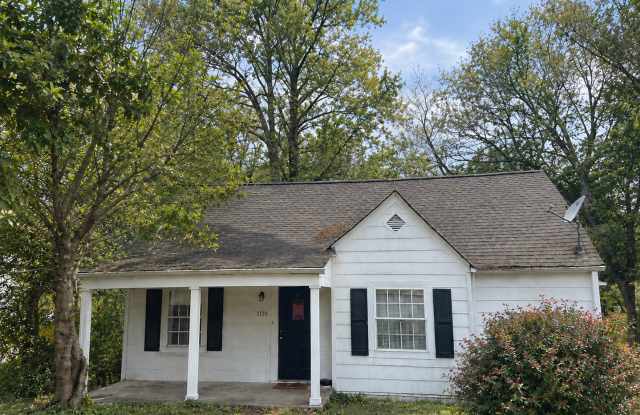 3BR/2BA Home Gallery 1