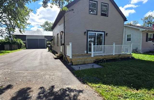833 Revere Avenue Gallery 2