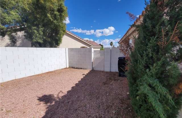 4856 MINTURN Avenue Gallery 3