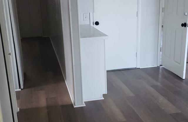 3 bedroom 2 bath Move Gallery 4