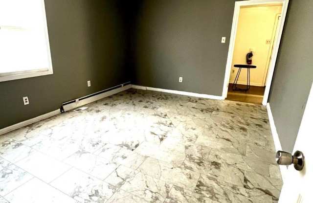 3040 LEONARDTOWN Road Gallery 3