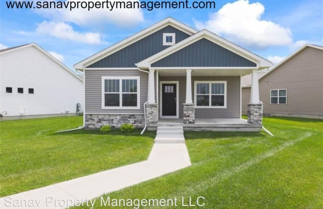 3019 NW Northwood Lane - 3019 Northwest Northwood Lane, Ankeny, IA 50023