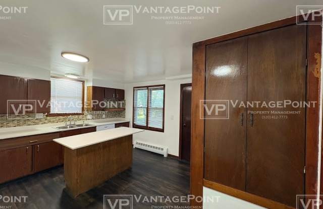 206 Amory Street - Lower Gallery 4