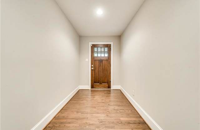 7133 Westbrook Lane Gallery 3