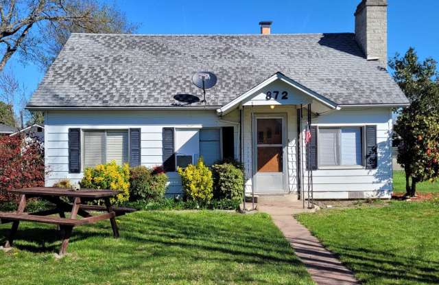 Cozy & Spacious Home for Rent Gallery 1