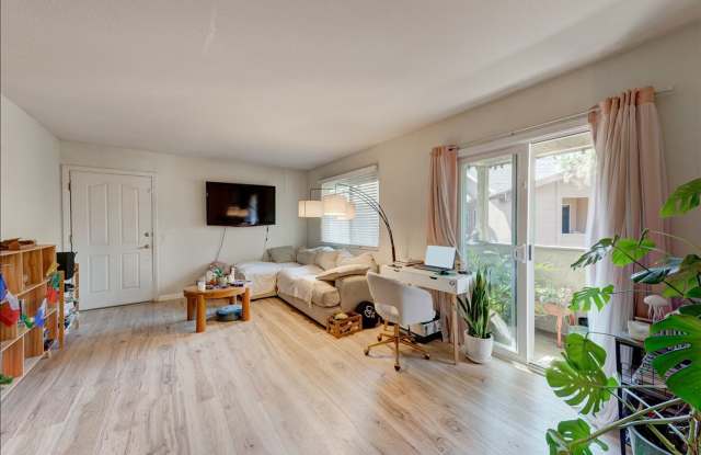 510 Calle Montecito, 60 photos photos