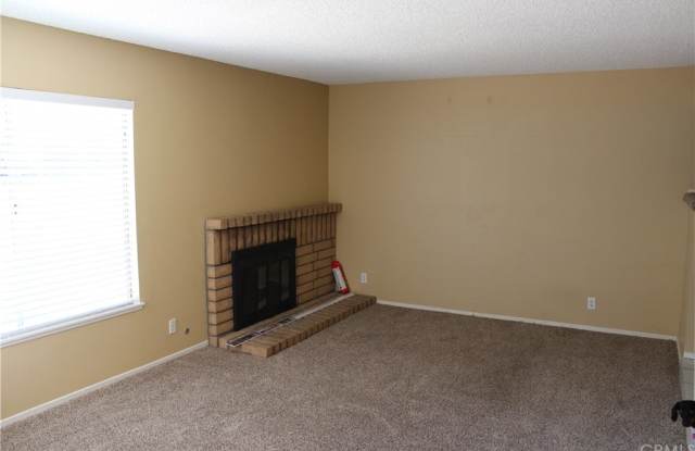 150 Briarwood Gallery 4