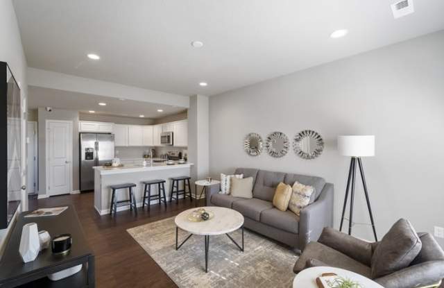 2236 Hazeltine Place Gallery 4