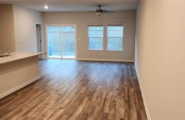 112 Cedar Ln Gallery 2