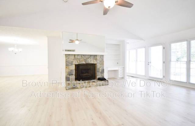 621 Bromsworth Trail Gallery 4