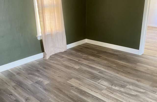 19 1st Avenue Northeast Gallery 3