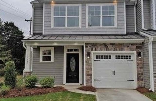 13221 Savannah Point Dr - 13221 Savannah Point Drive, Charlotte, NC 28273