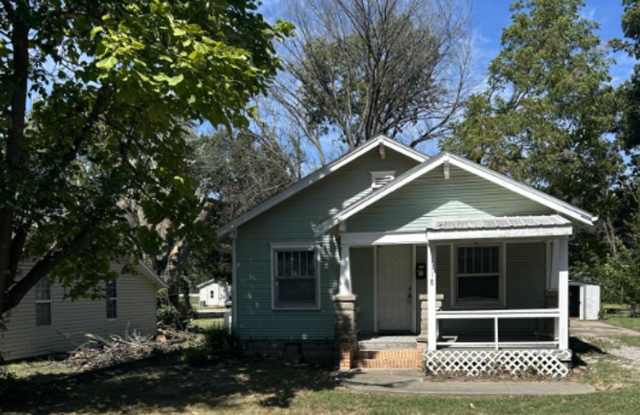 Nice 2 Bedroom 1 Bathroom Home Gallery 1