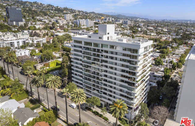 838 N Doheny Dr Gallery 1