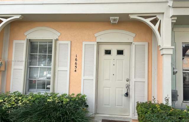 16654 Hemingway Dr photos photos