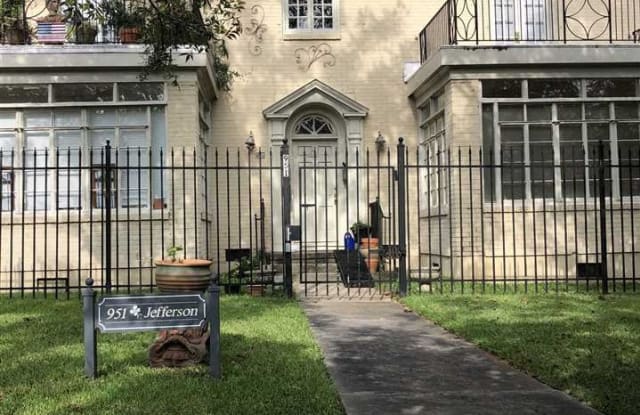 951 N Jefferson Street - 951 North Jefferson Street, Jackson, MS 39202