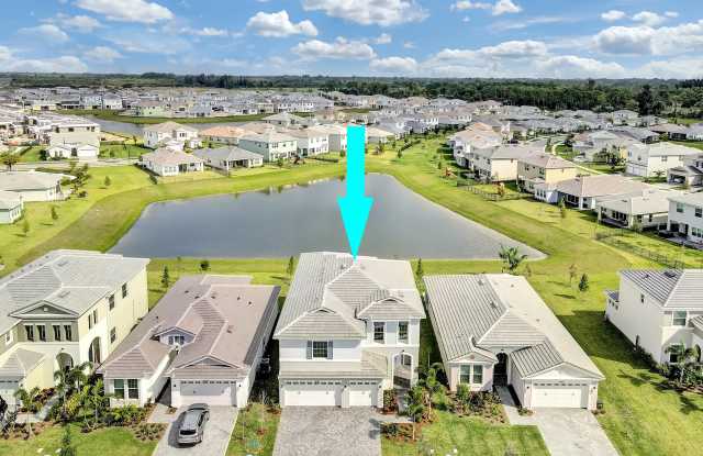 4630 WOODLAND Way Gallery 2