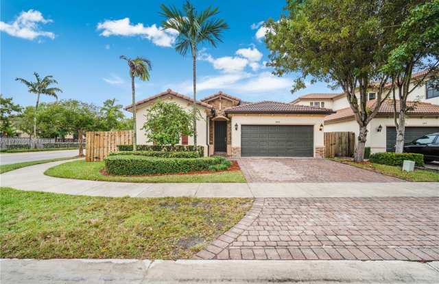 11800 SW 235th St photos photos