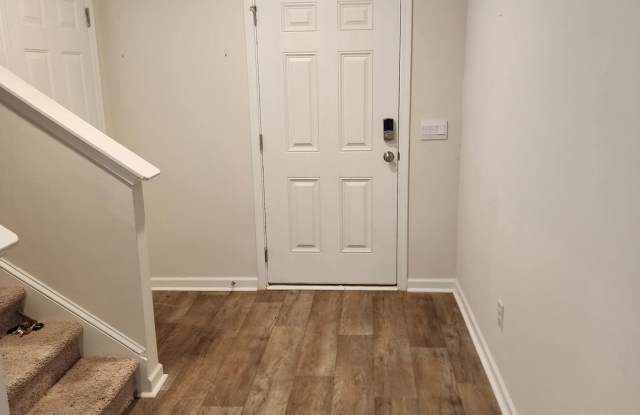 4 Bedroom ALMOST NEW House For Rent in Winton-Salem Gallery 2