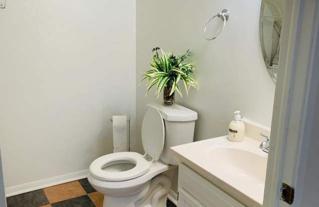 9986 FOREST VIEW PLACE Gallery 3