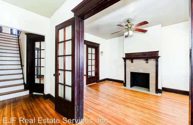 451 Newton Place NW Gallery 3