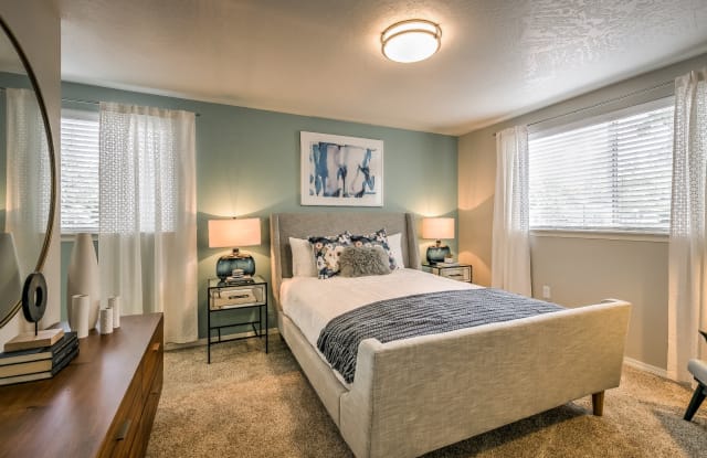 River Pointe Gallery 3