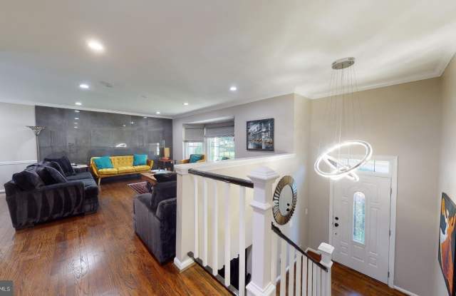 7628 CHANCELLOR Way Gallery 2