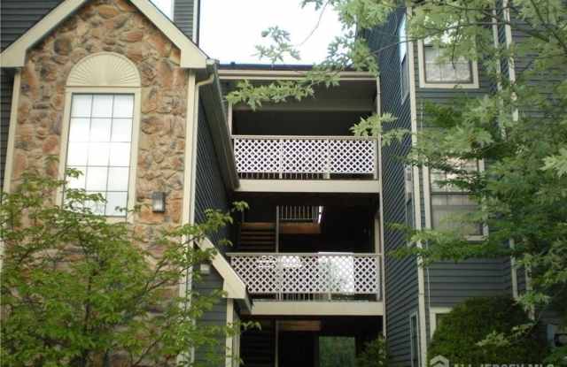 338 Cozzens Court Gallery 1