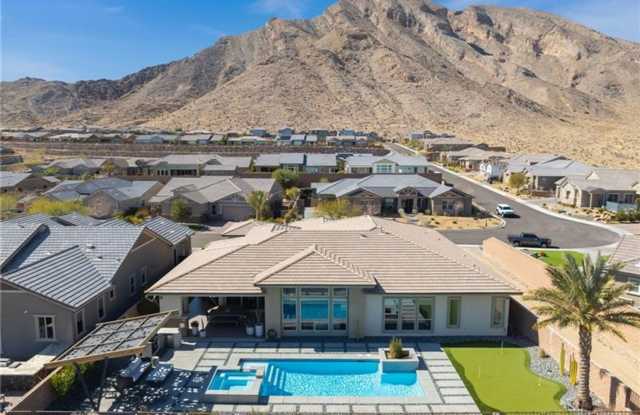 Luxury Single-Story Retreat with Casita  Views! photos photos