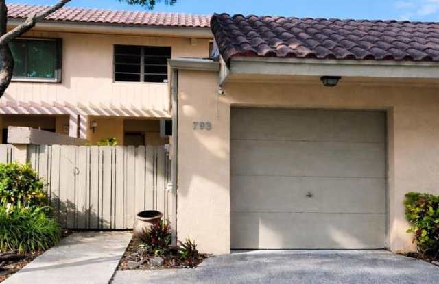 793 NE 206TH ST #793 MIAMI , FL 33179 photos photos