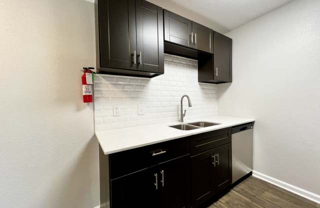 Apple Creek Apartments Gallery 3