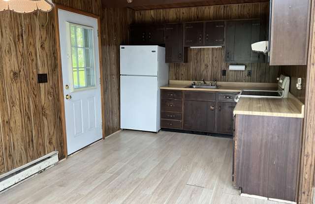 154 Parkwood Drive lot: 110 Gallery 4