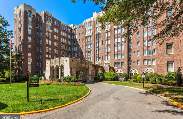4000 CATHEDRAL AVENUE NW - 4000 Cathedral Avenue Northwest, Washington, DC 20016