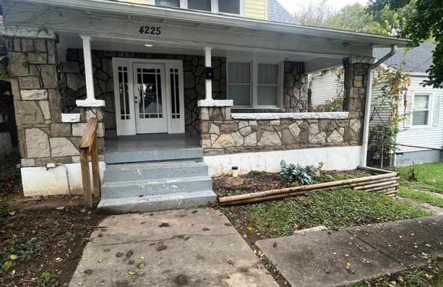 Beautifully renovated 3 bedroom house! photos photos