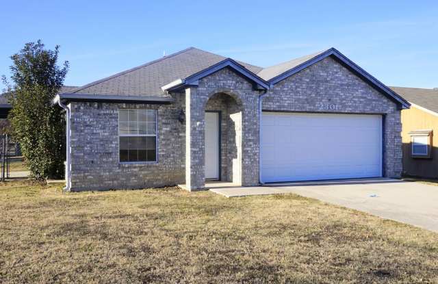 2301 Flintstone Cir photos photos