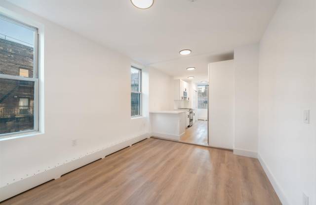 500 MONROE ST Gallery 2