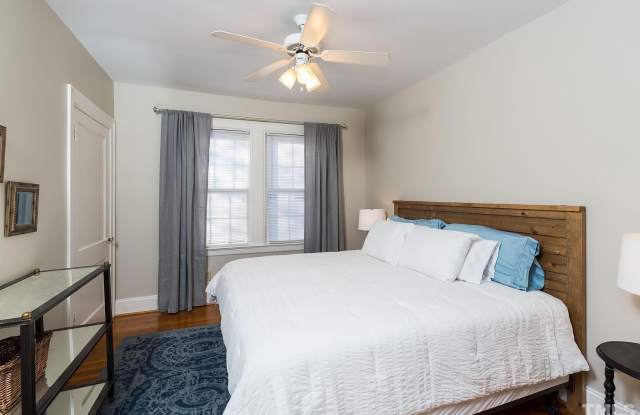 610 Willard Place Gallery 4