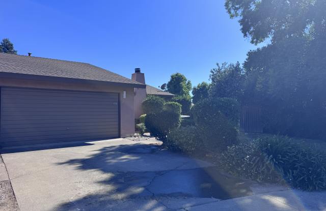 1138 Forestwood Dr photos photos