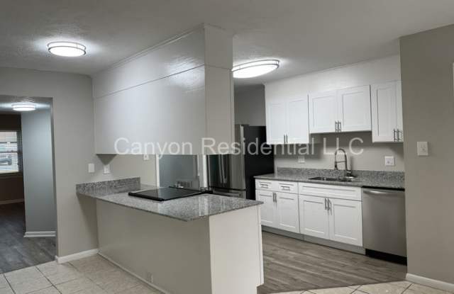 6778 Weeping Water Run Gallery 2
