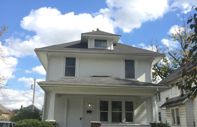 222 North Ogden Avenue - 222 Ogden Avenue, Columbus, OH 43204