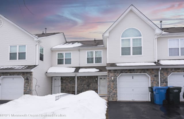 33 Saratoga Court - 33 Saratoga Court, Tinton Falls, NJ 07753