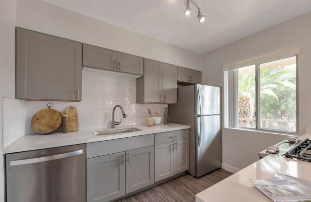 Park Royal photos photos